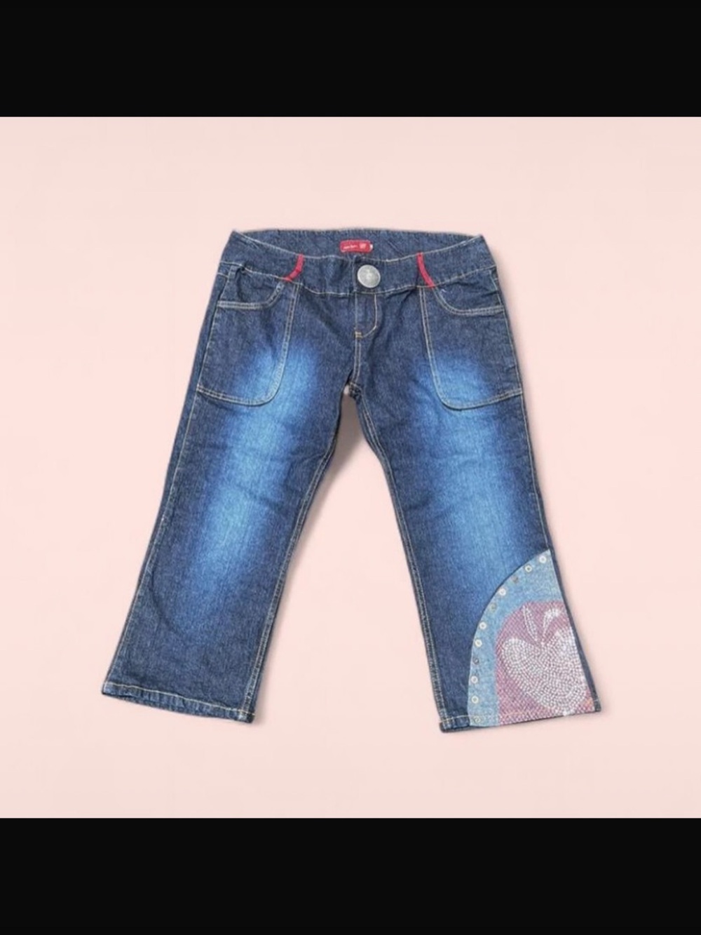Apple Bottoms Medium Blue women’s Cropped Jeans with Heart Accent